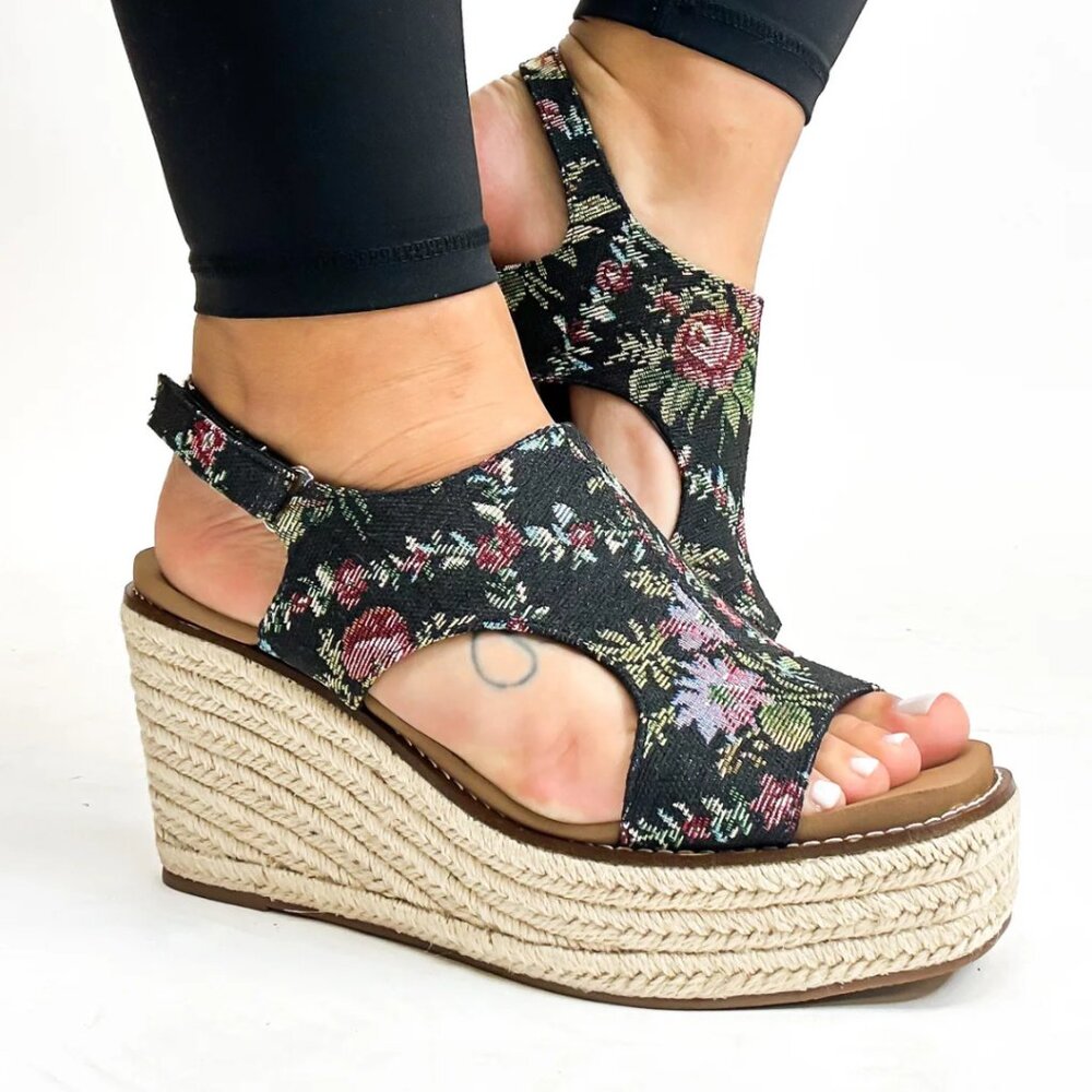 CORKYS Freddie Floral Brocade Wedge Espadrille Sandals 7-11 NWT